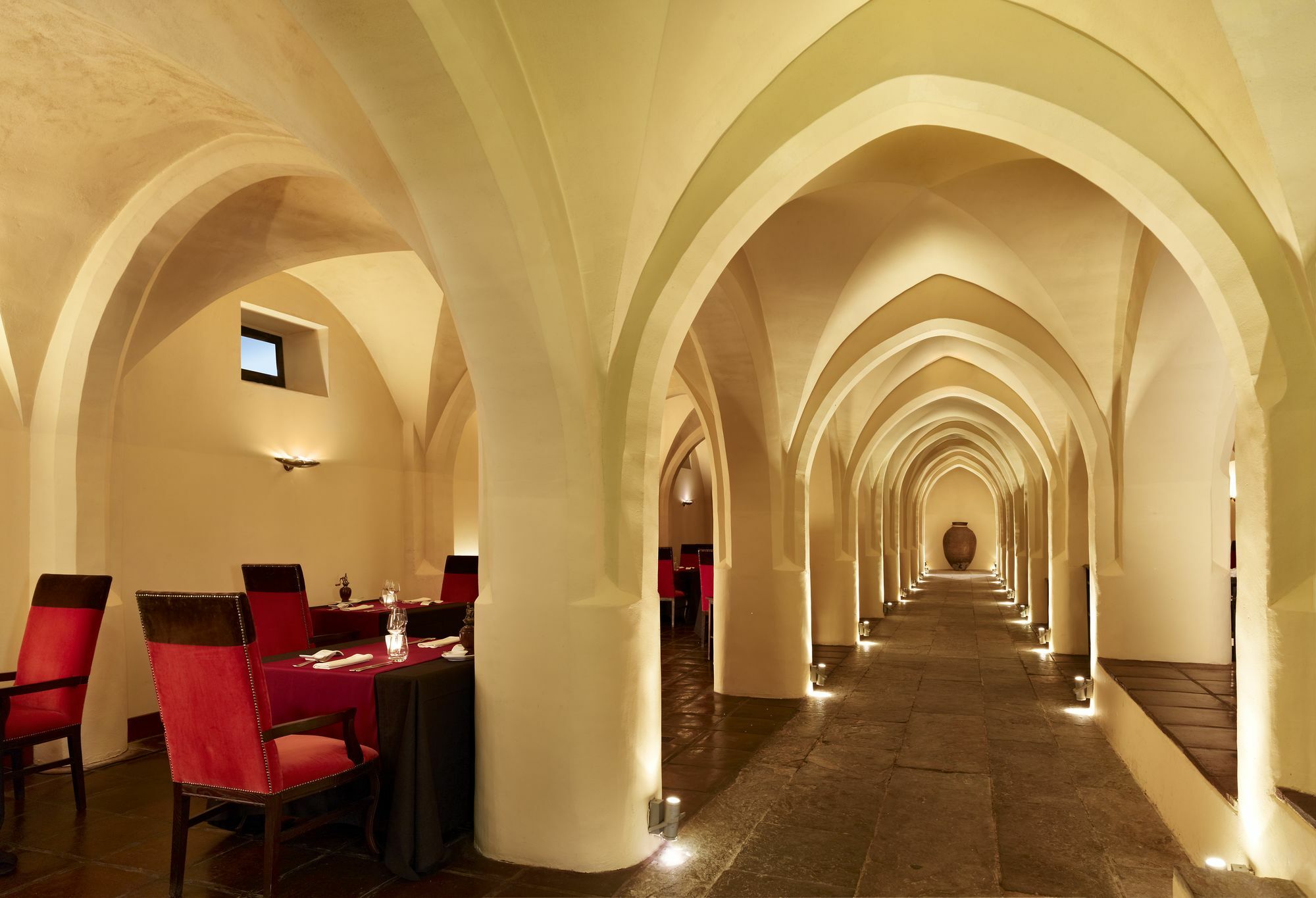Convento Do Espinheiro, Historic Hotel & Spa Эвора Экстерьер фото The restaurant